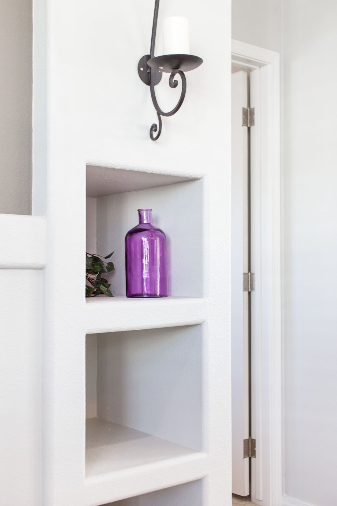 The K2760B Primary Bathroom. This Manufactured Mobile Home features 4 bedrooms and 2 baths.
