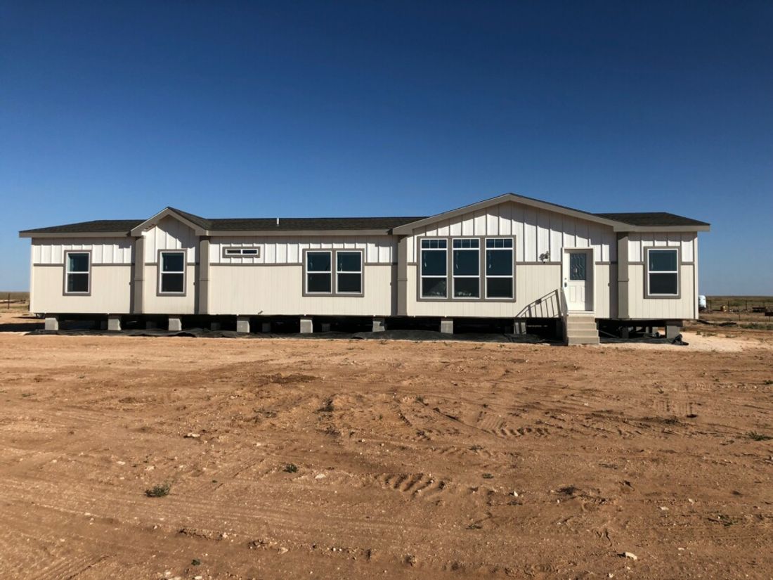 The K3076A Exterior. This Manufactured Mobile Home features 4 bedrooms and 2 baths.